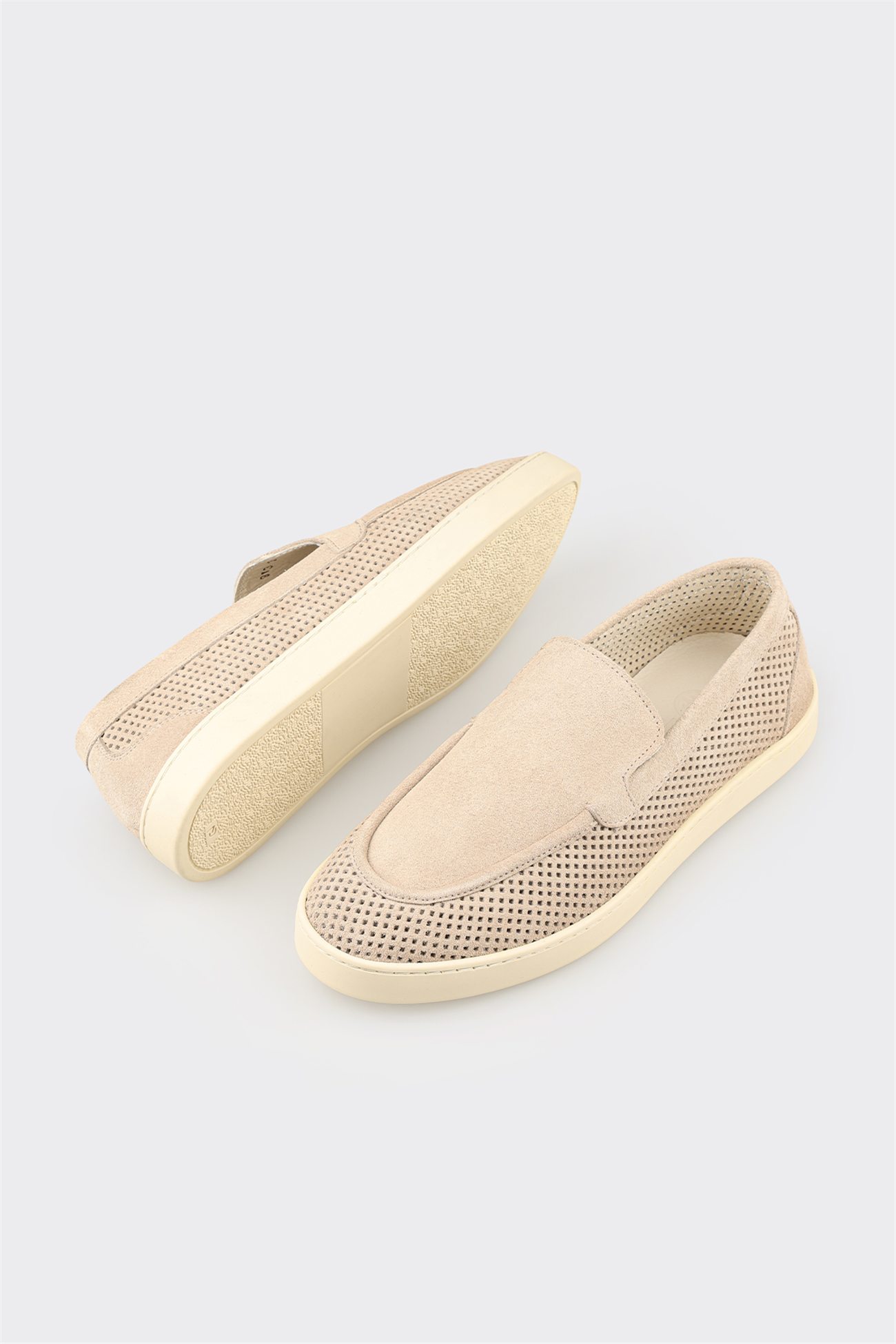 Beige Leather Men's Casual Shoe