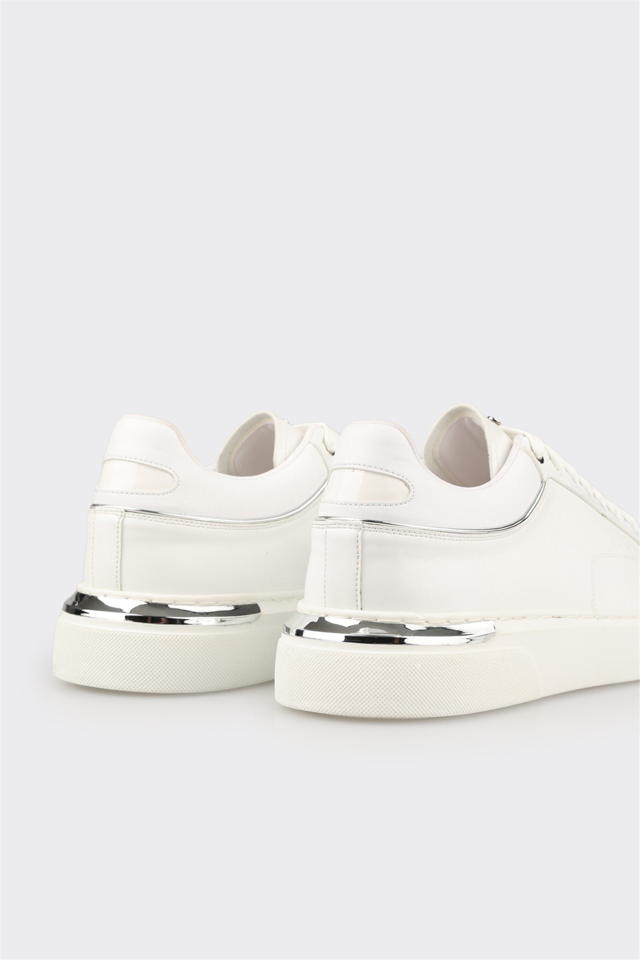 White Men's Sneaker