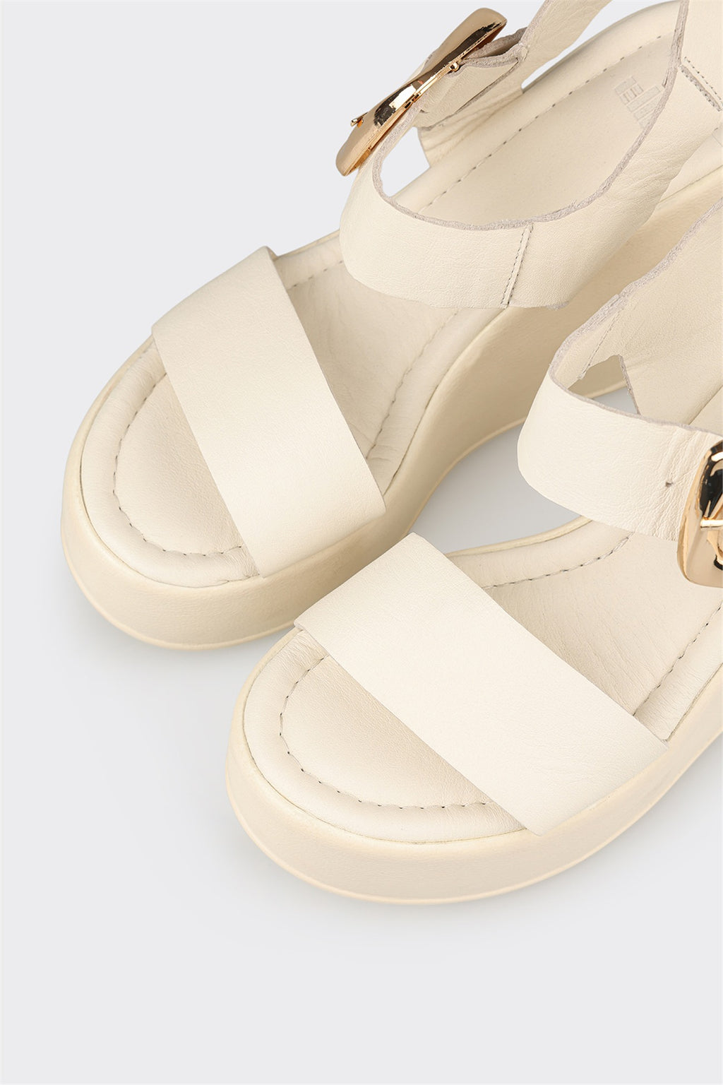 Ekru Leather Women's Wedge Sandal
