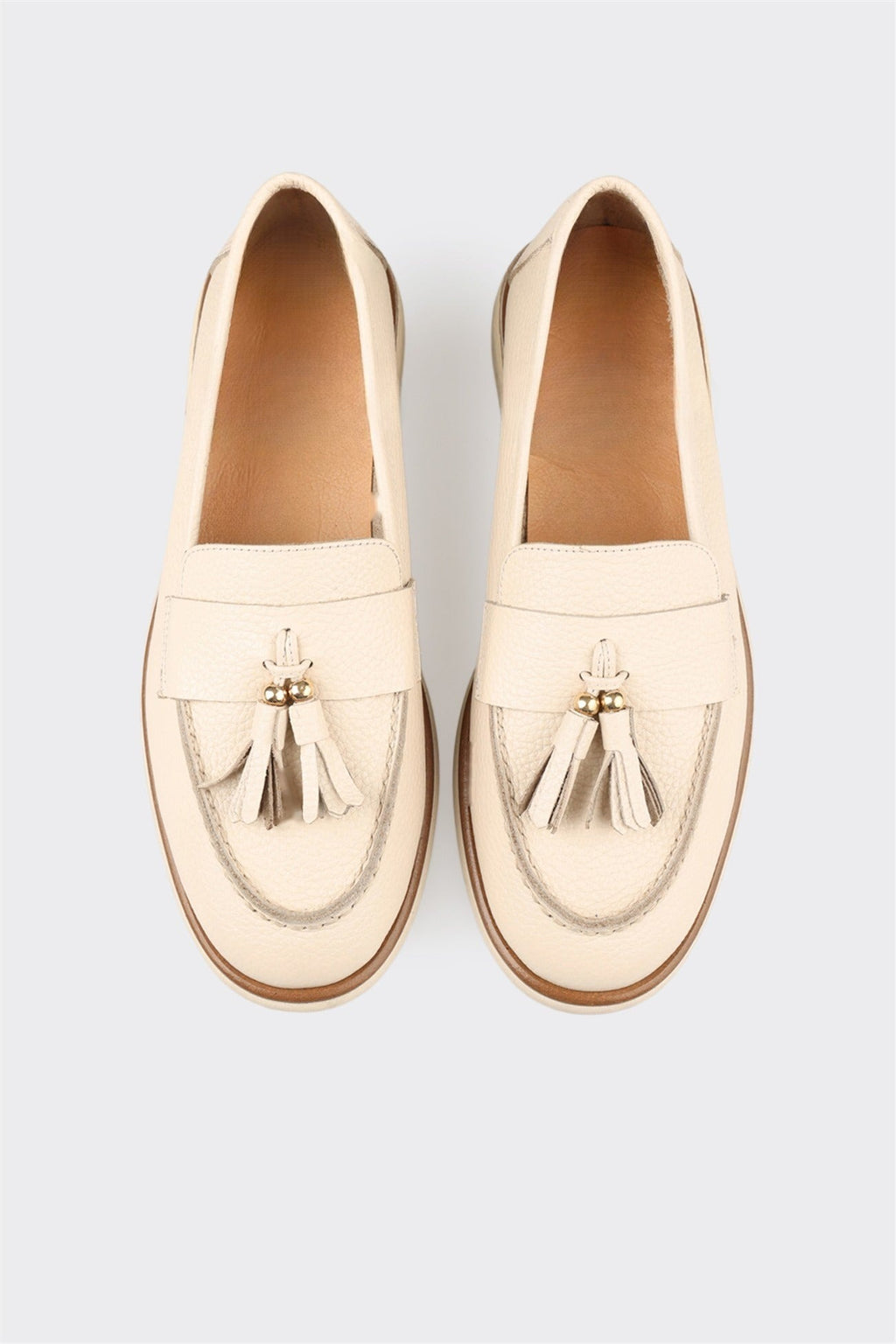 Ecru Leather Women's Casual Shoe