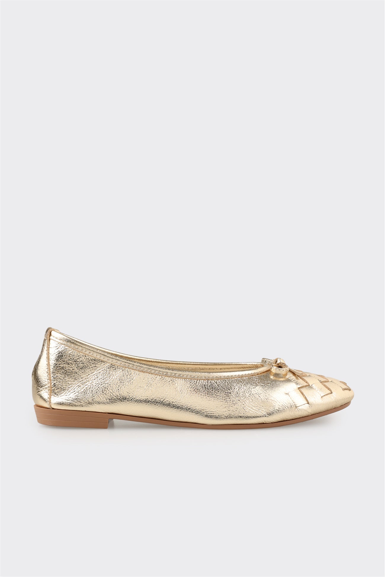 Gold Leather Women's Casual Shoe