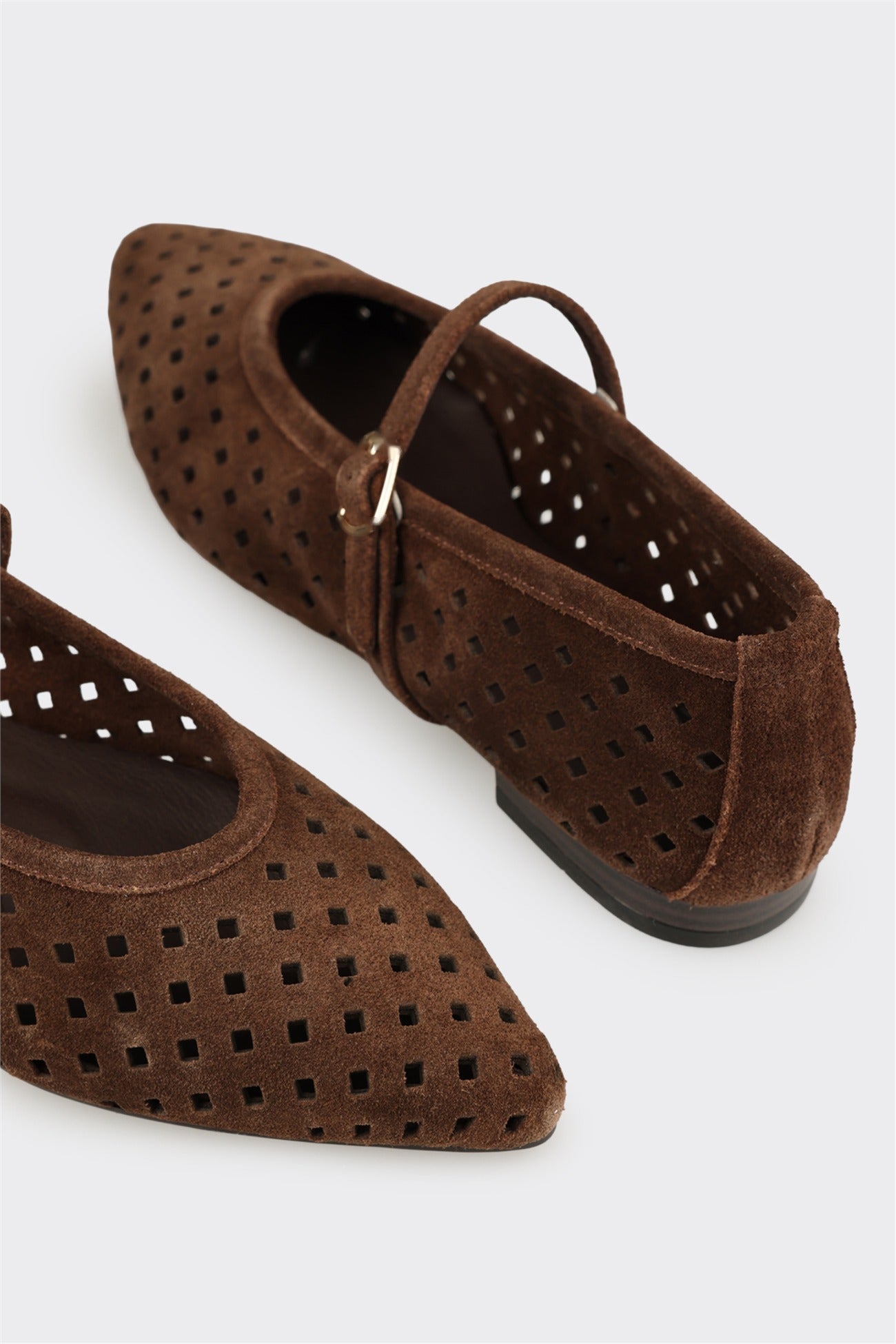Brown Leather Women's Casual Shoe