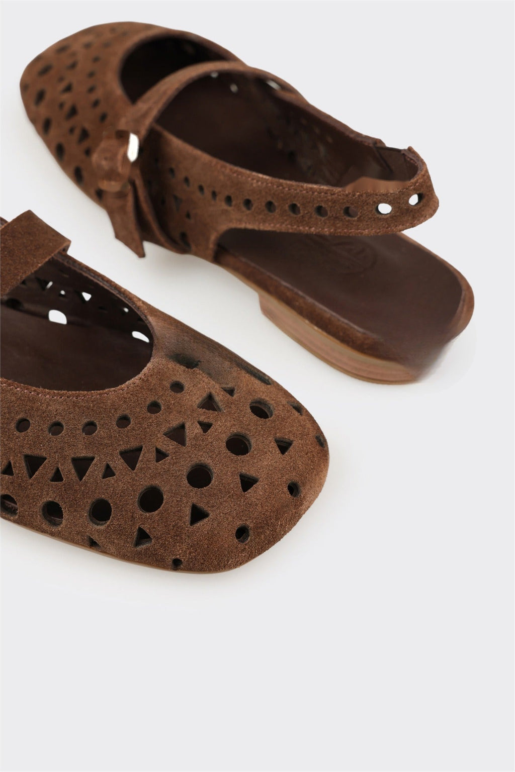 Brown Leather Women's Casual Shoe