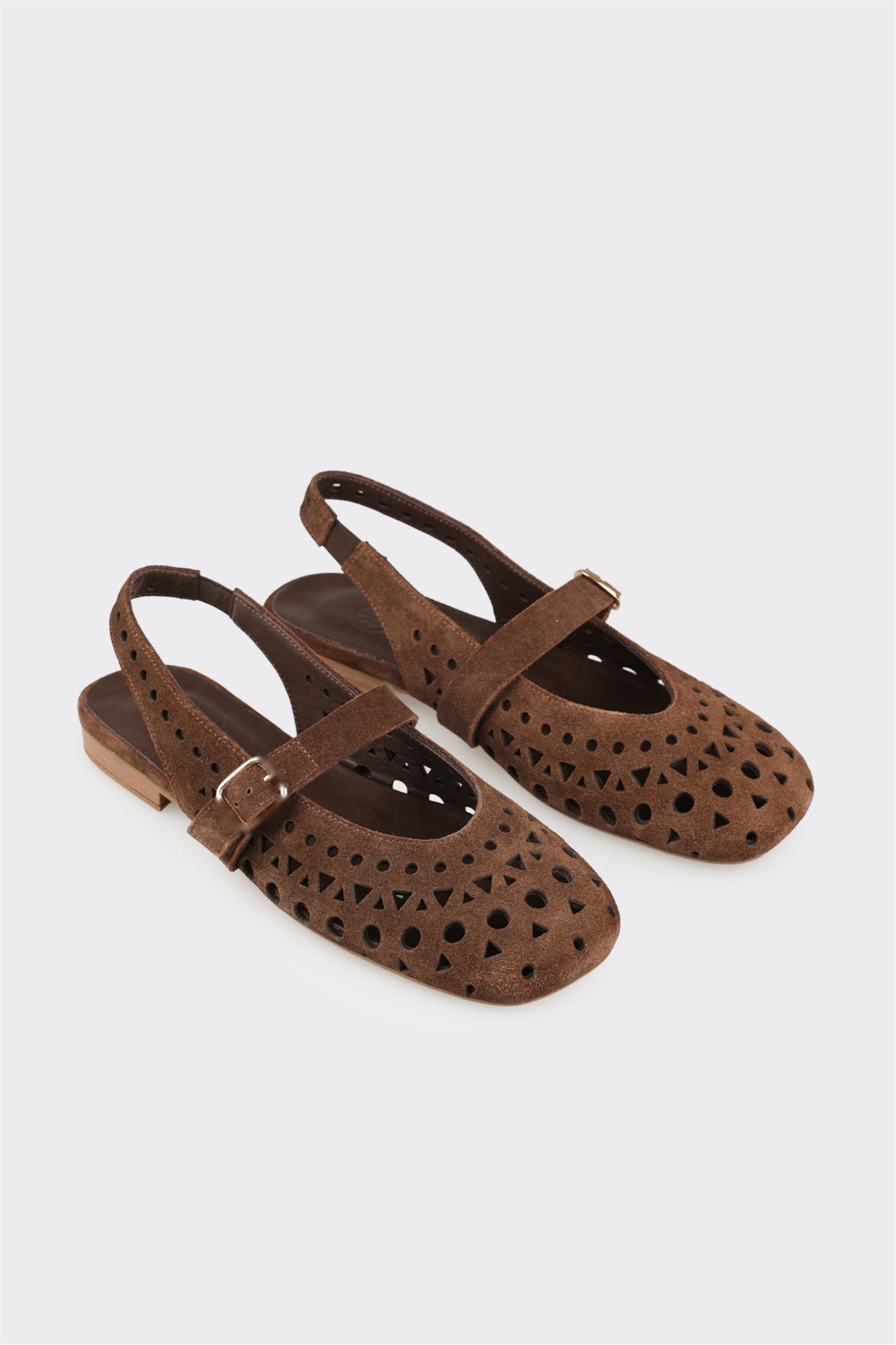 Brown Leather Women's Casual Shoe