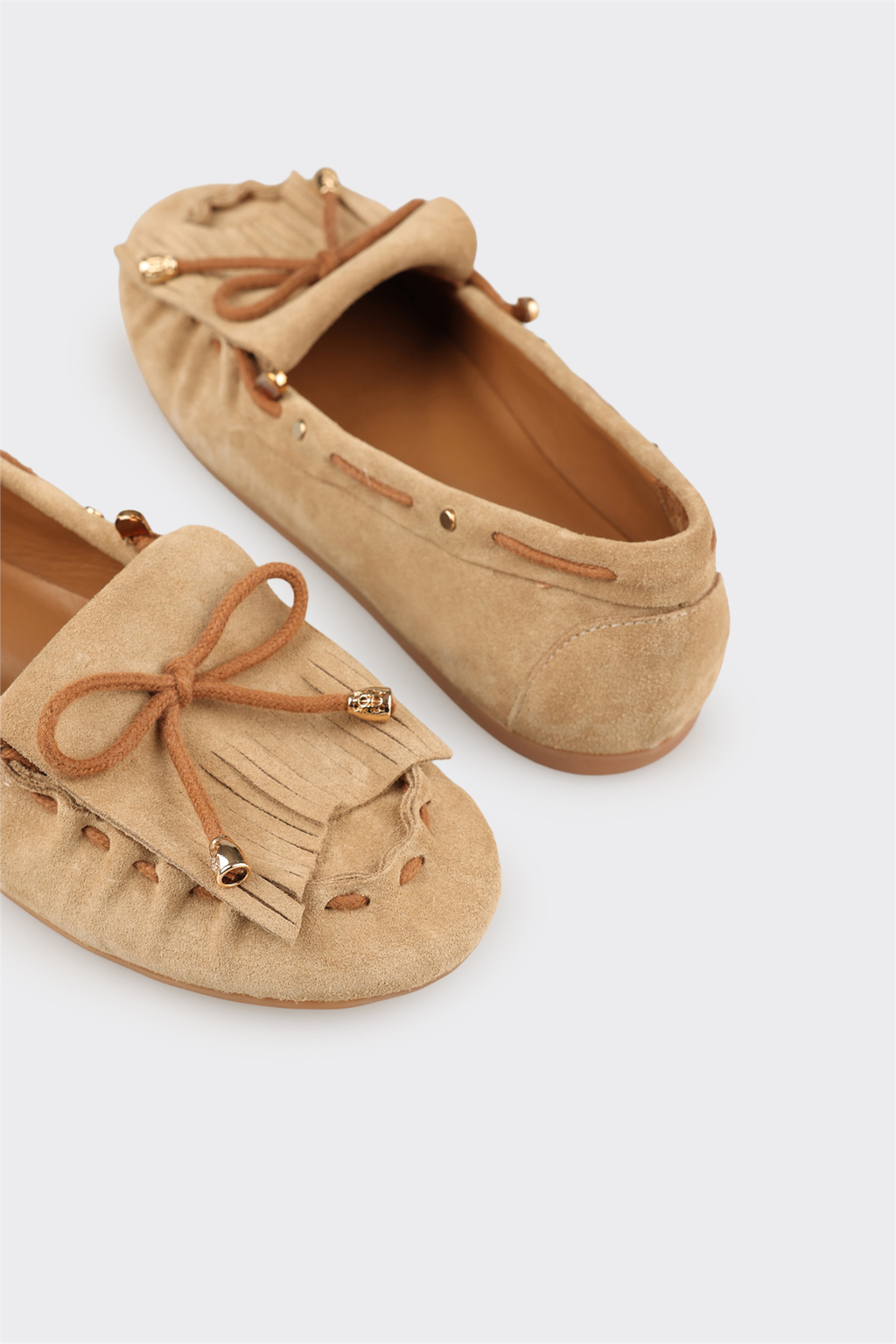Natural Leather Women's Casual Shoe