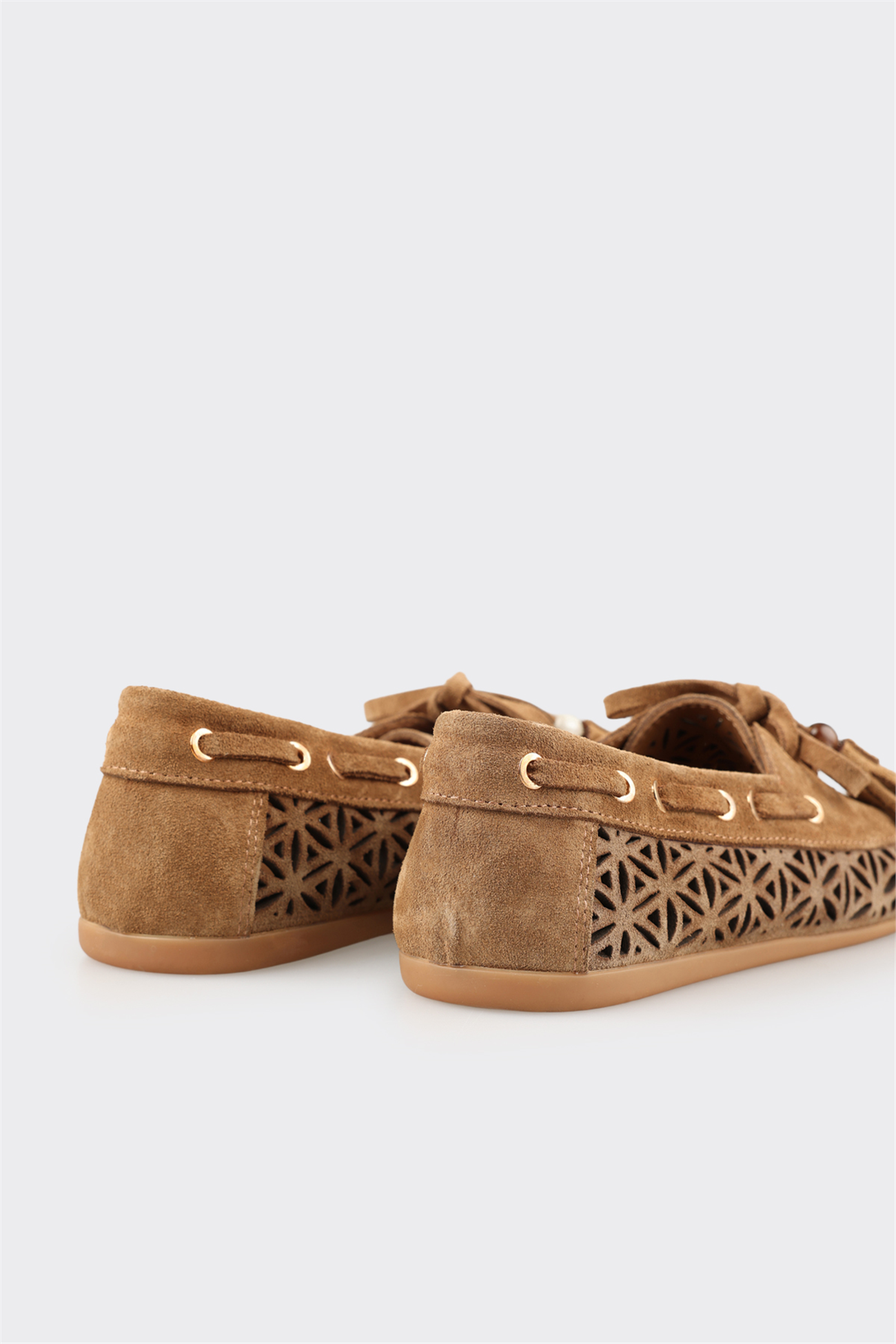 Natural Leather Women's Casual Shoe