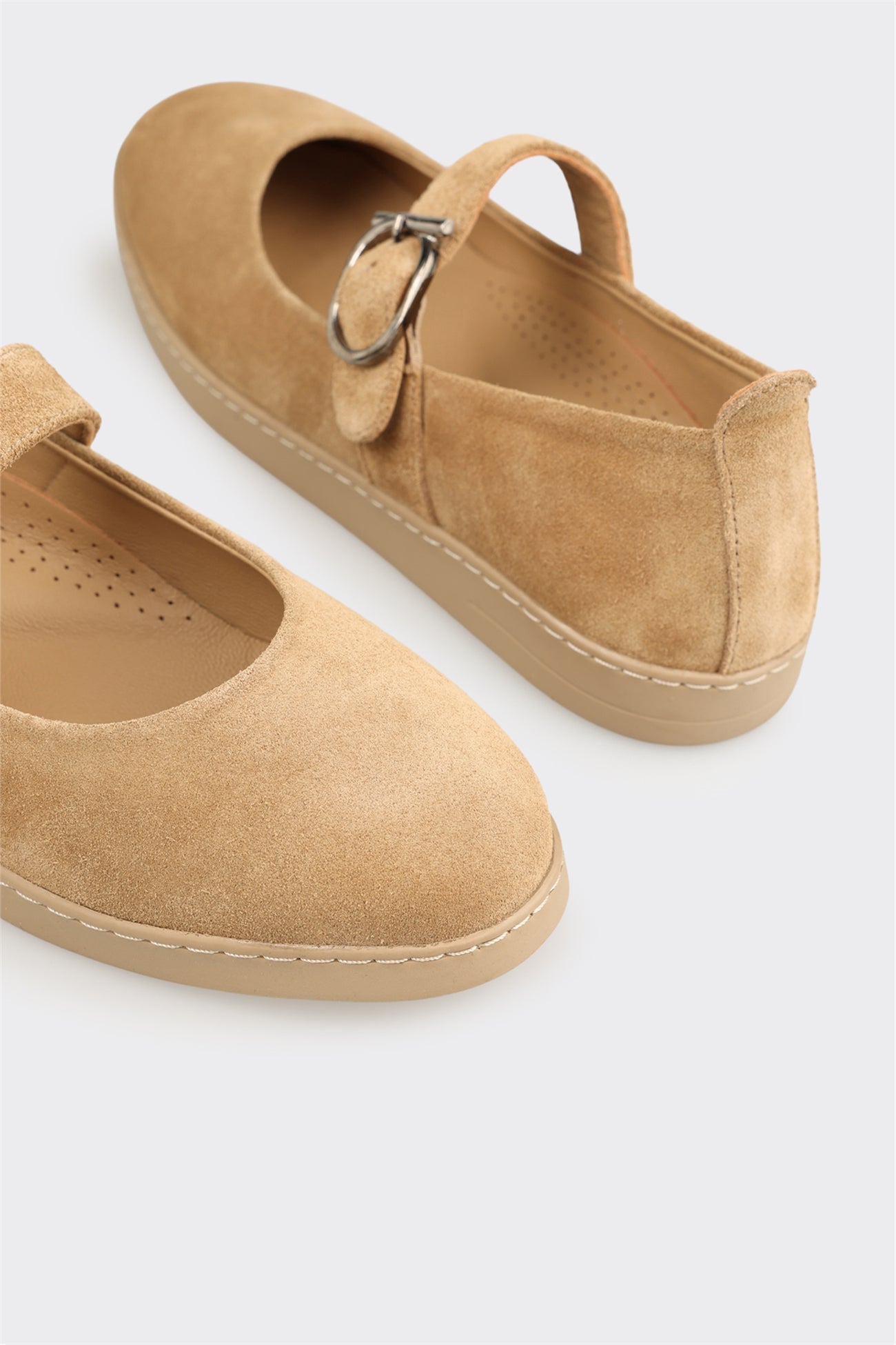 Natural Leather Women's Casual Shoe