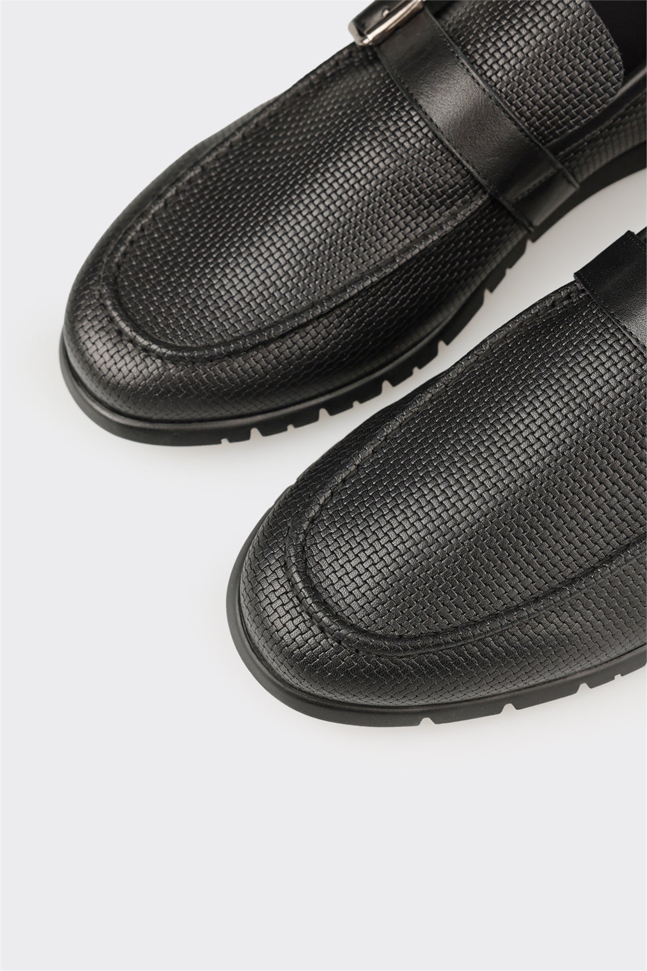 Black Leather Men's Casual Shoe