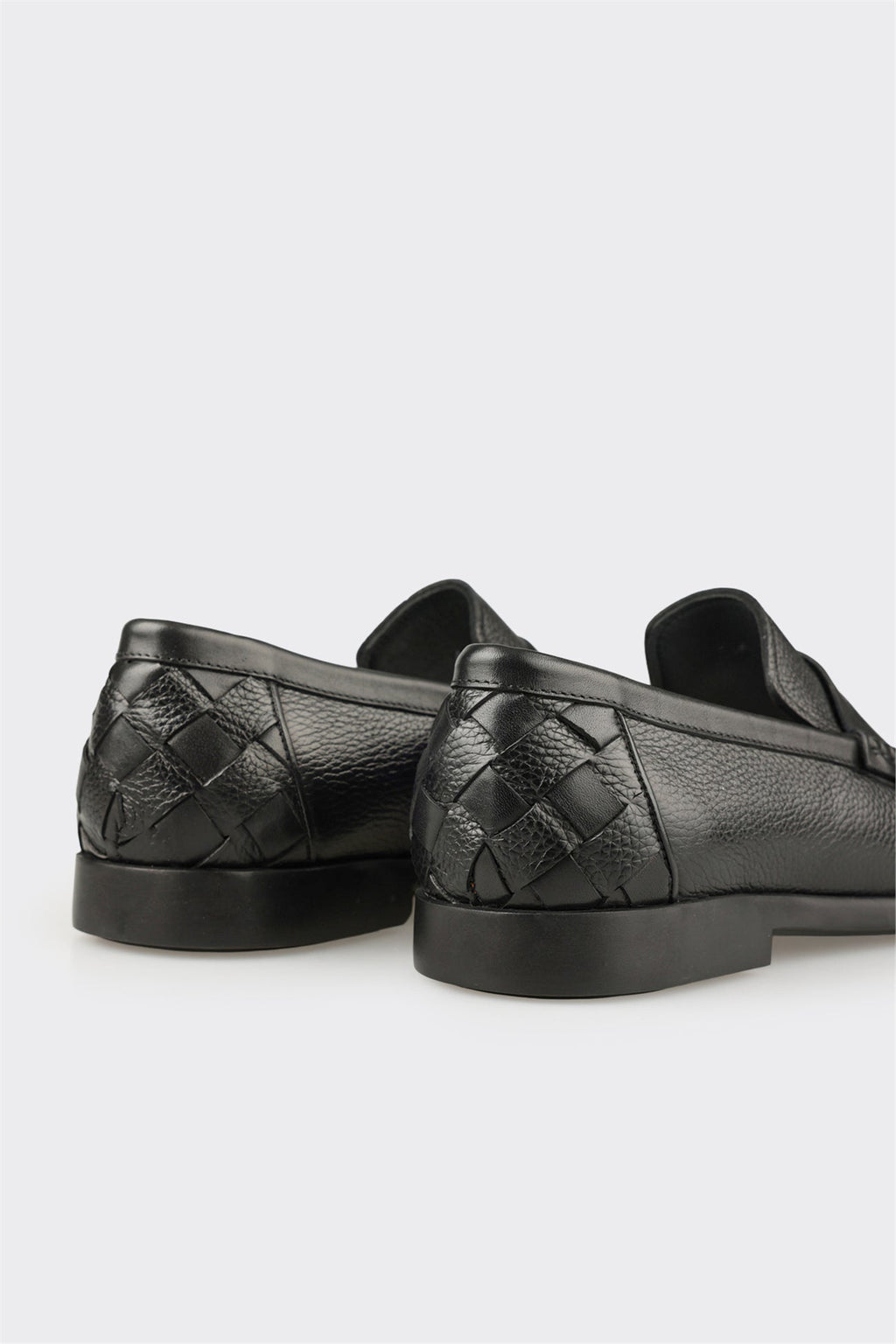Black Leather Men's Classic Shoe