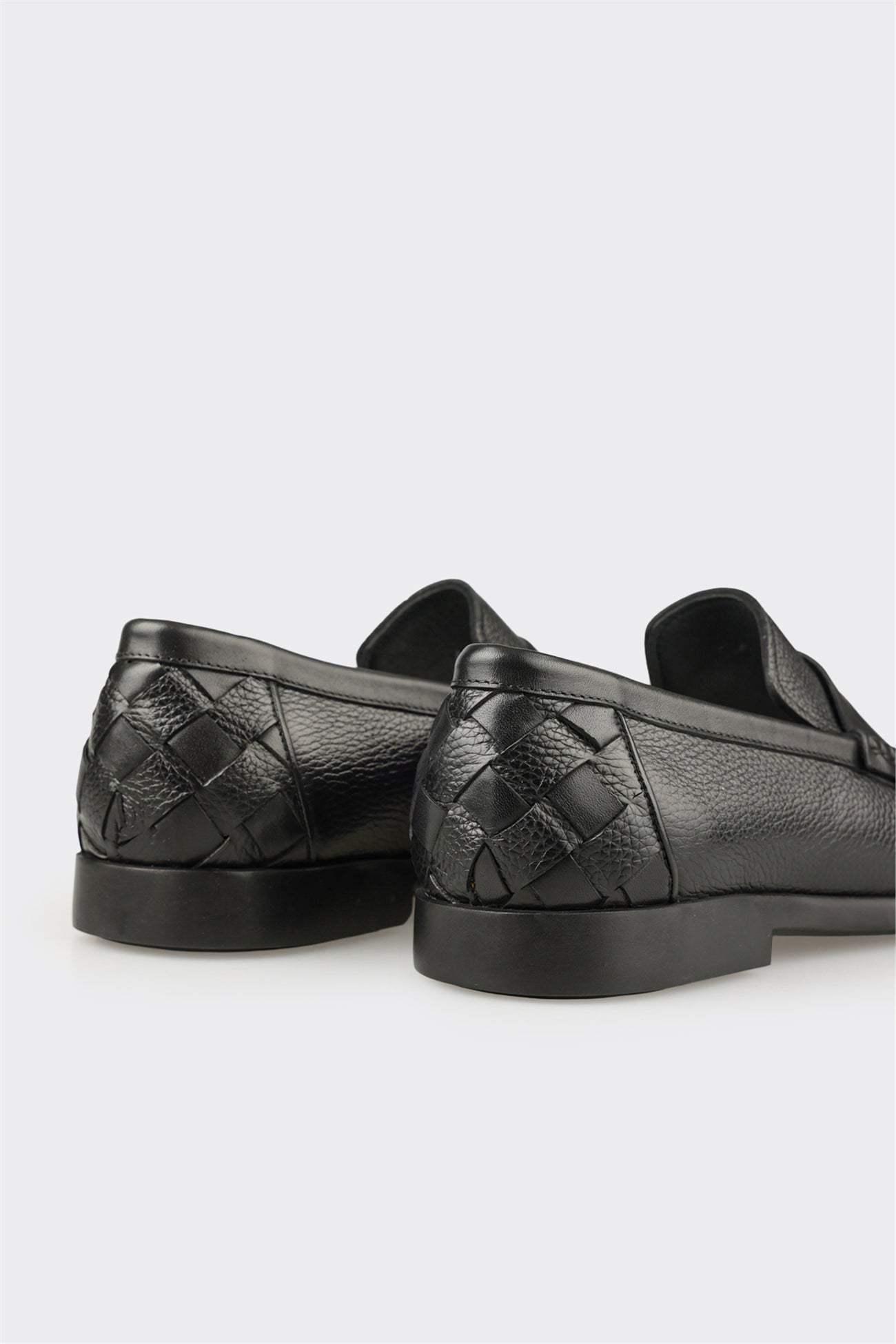 Black Leather Men's Classic Shoe