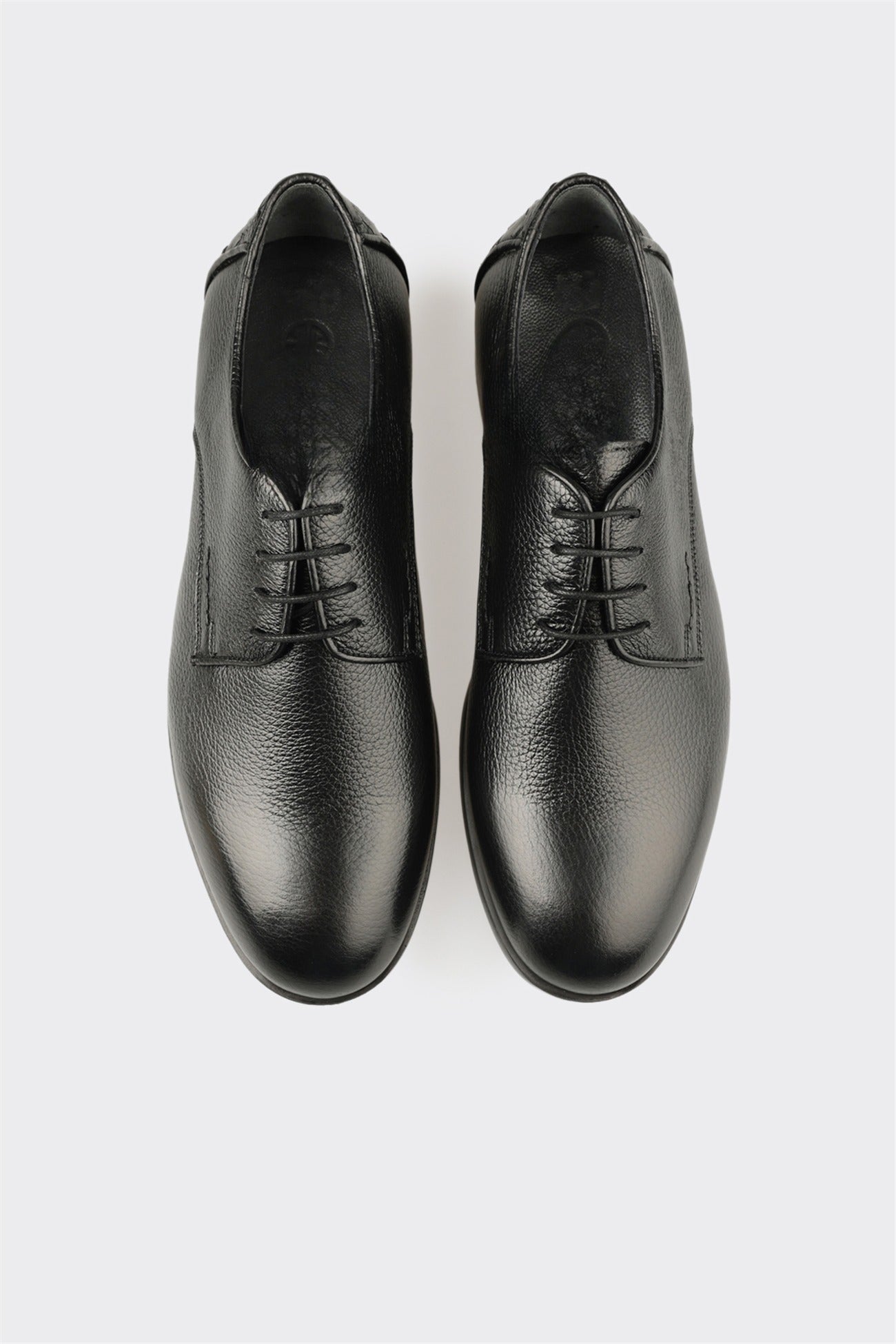Black Leather Men's Classic Shoe