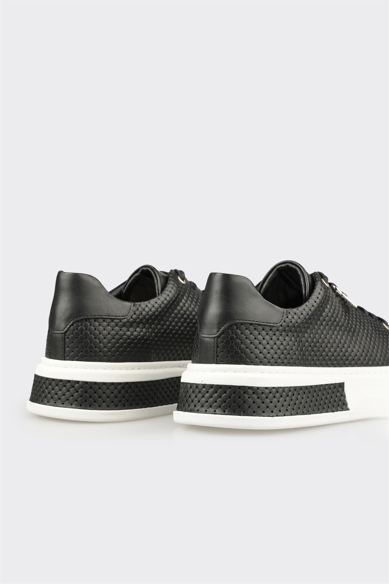 Black Leather Men's Sneaker