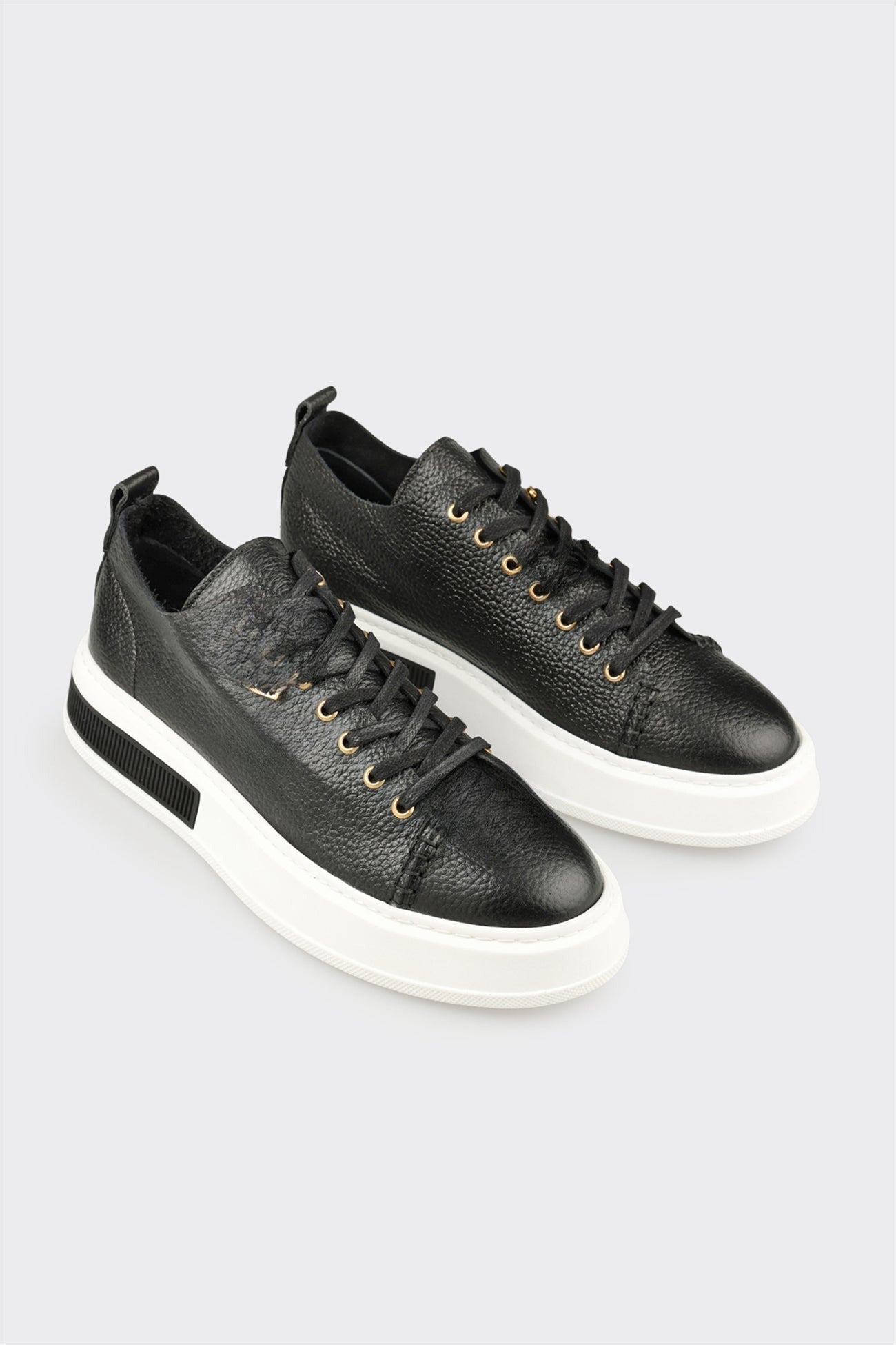 Black Leather Men's Sneaker