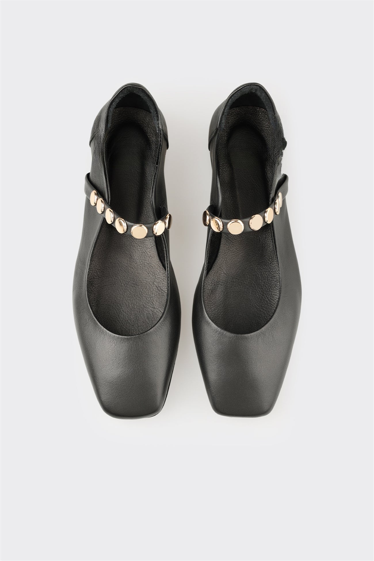 Black Leather Women's Casual Shoe