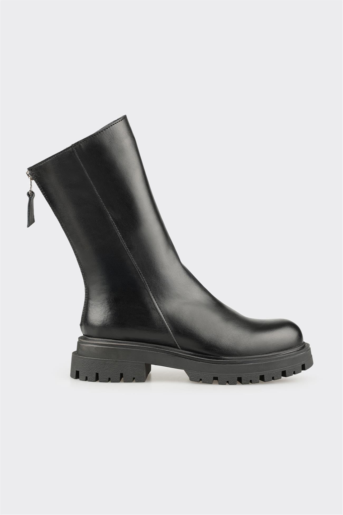 Black Leather Women's Casual Boot