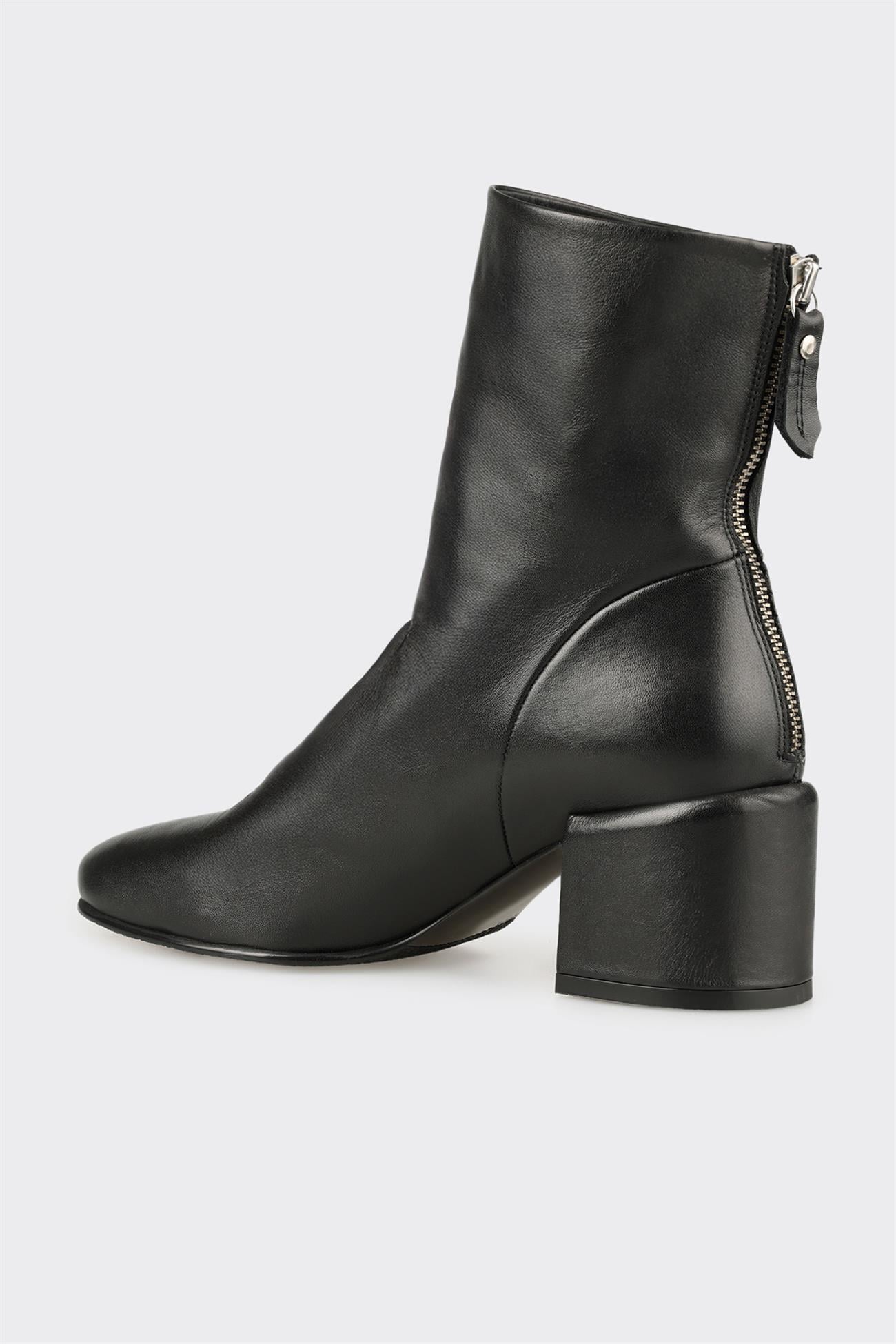 Black Leather Women's Classic Boot