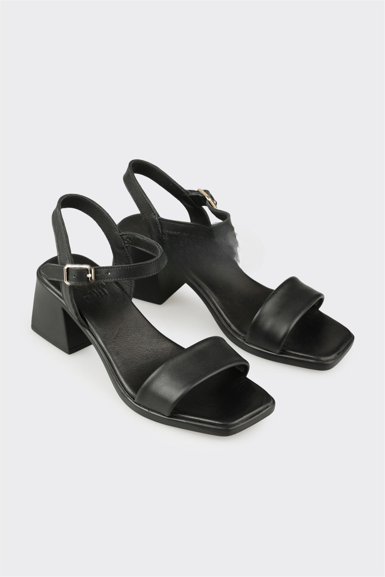 Black Leather Women's Heeled Sandal