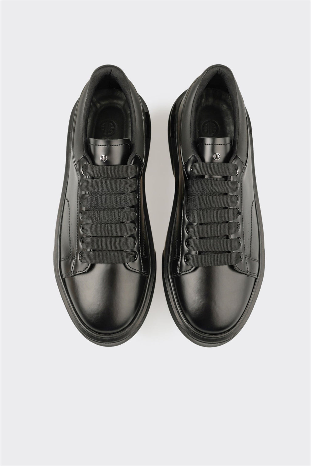 Black Men's Sneaker