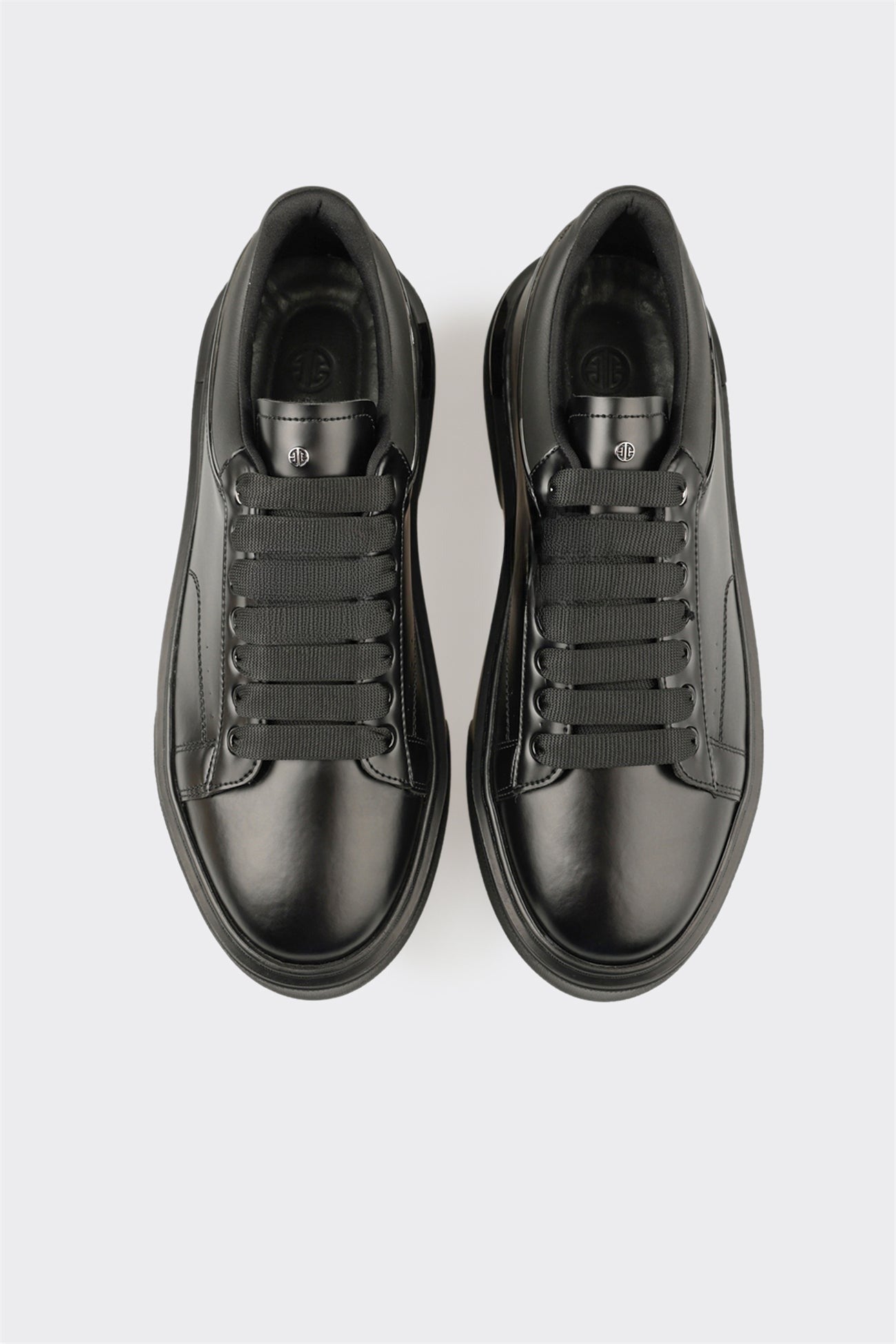 Black Men's Sneaker