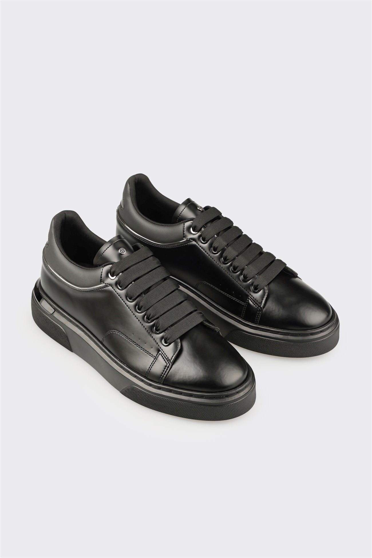 Black Men's Sneaker
