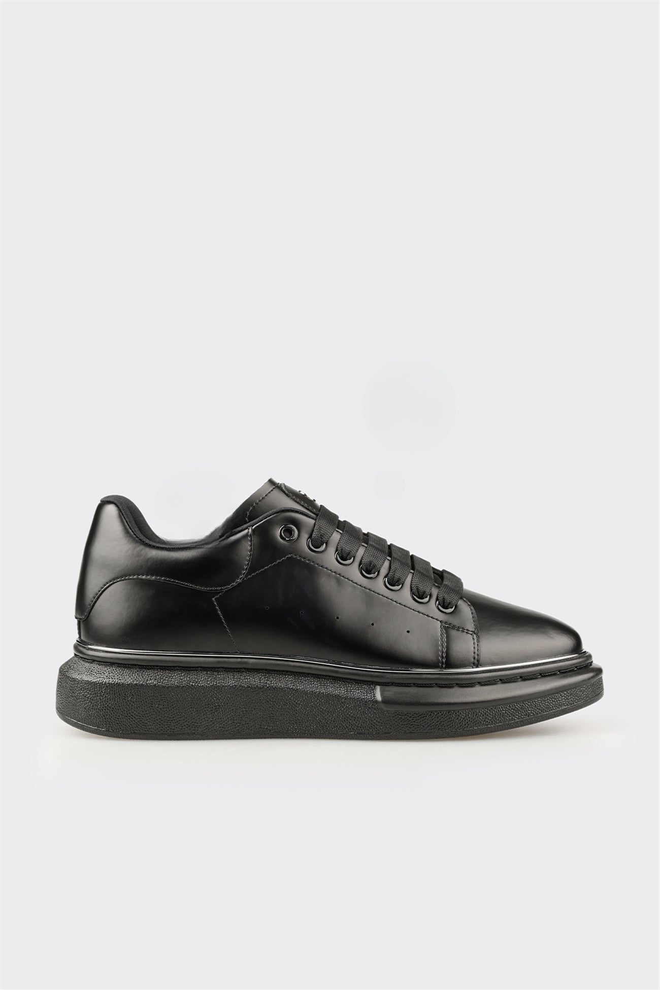 Black Men's Sneaker
