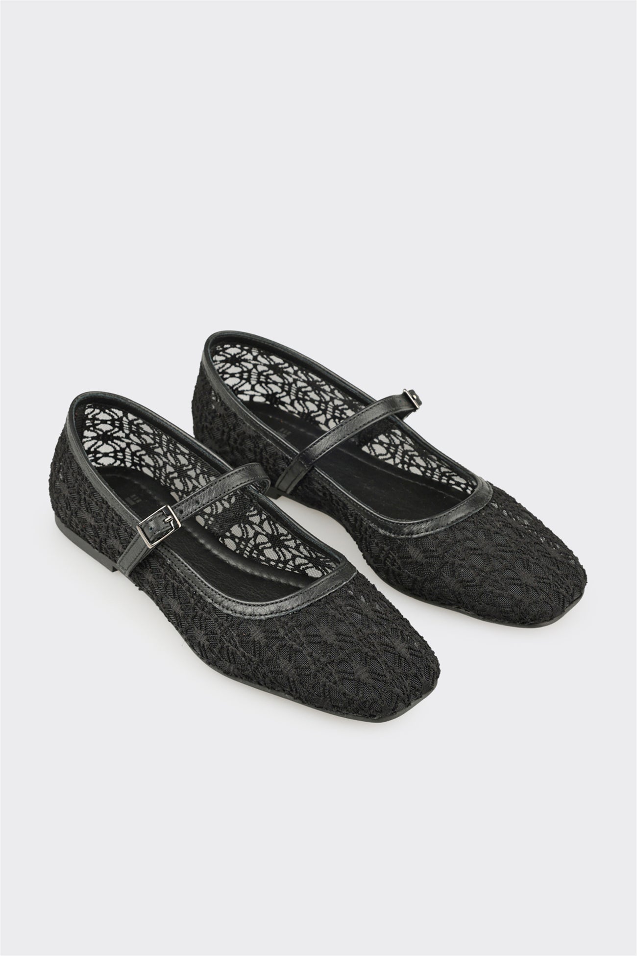 Black Women's Casual Shoe