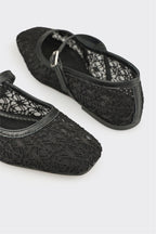 Black Women's Casual Shoe