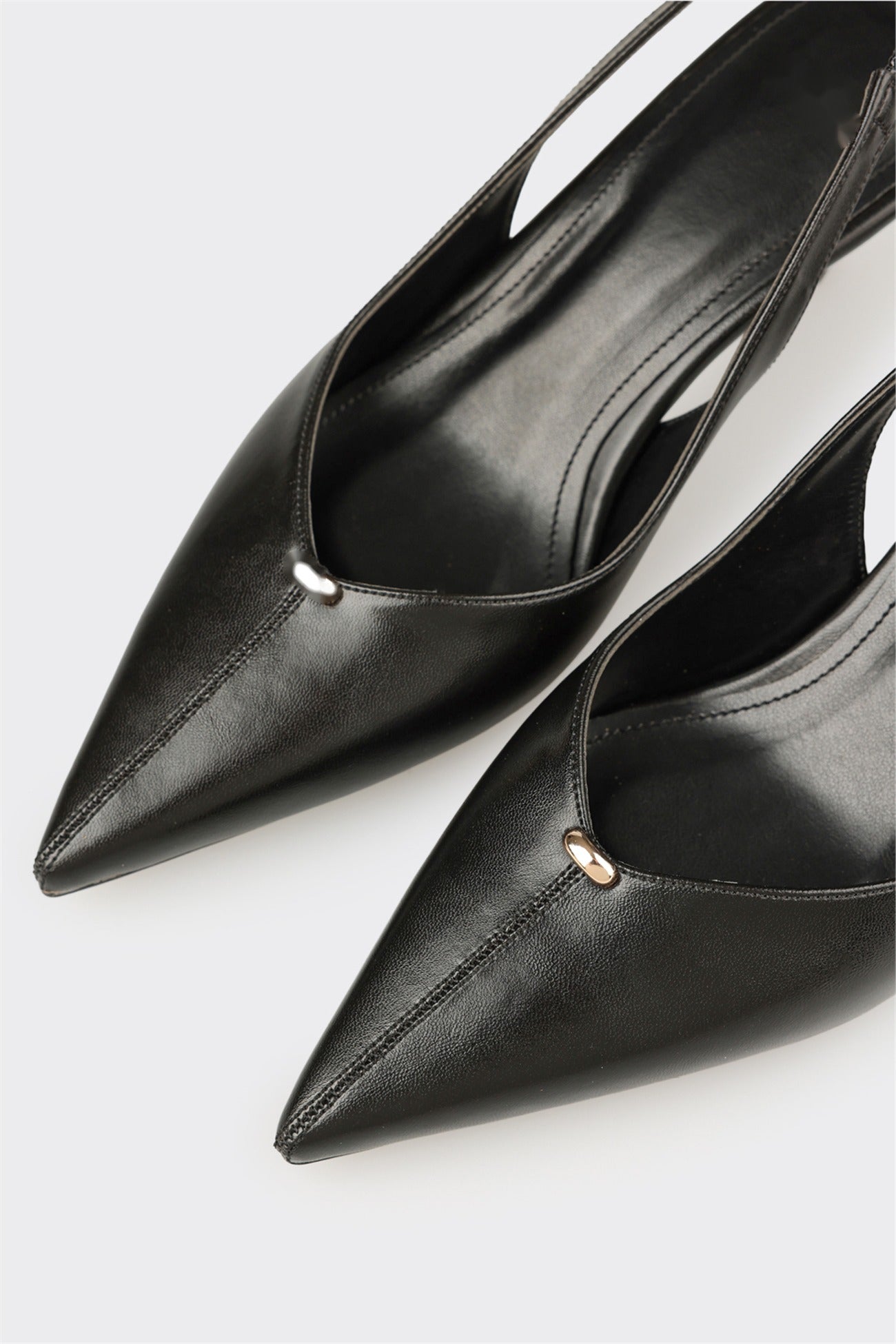 Black Women's Classic Shoe