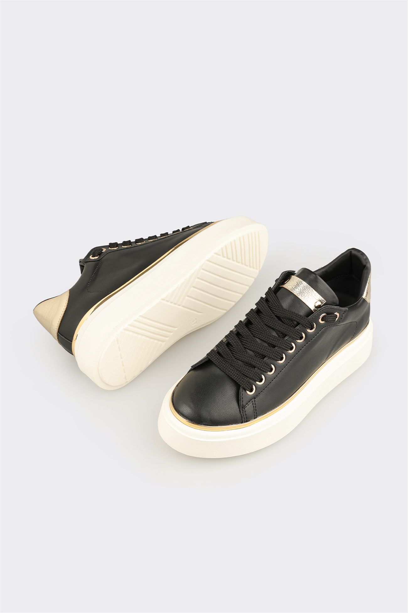 Black Women's Sneaker