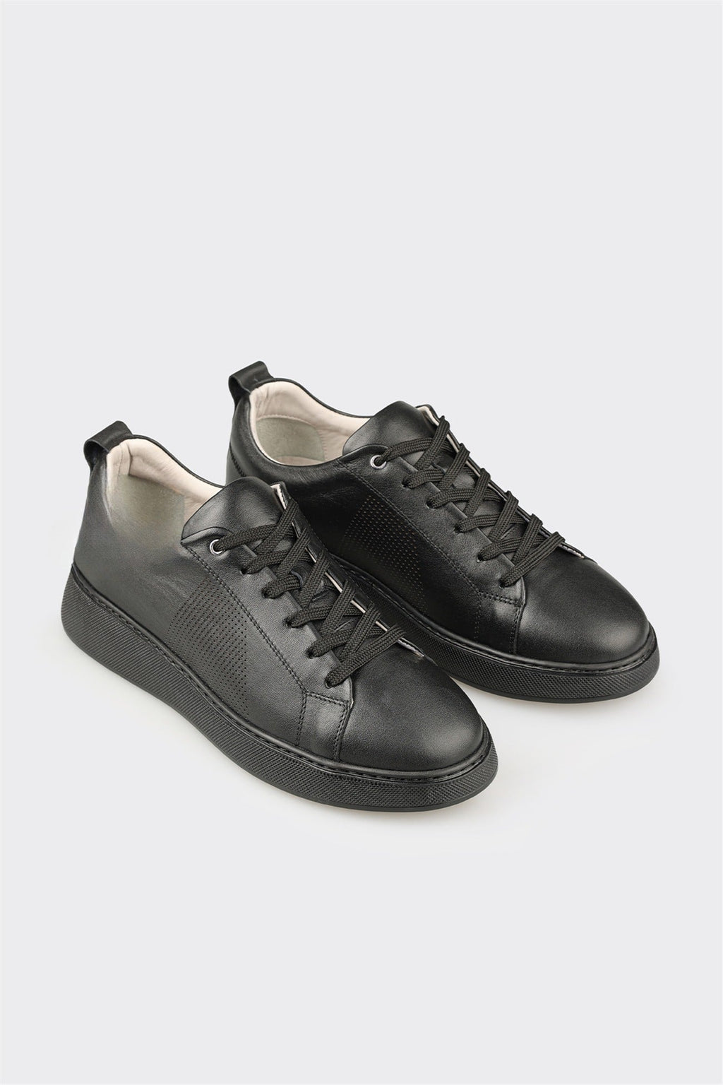 Black Leather Men's Sneaker