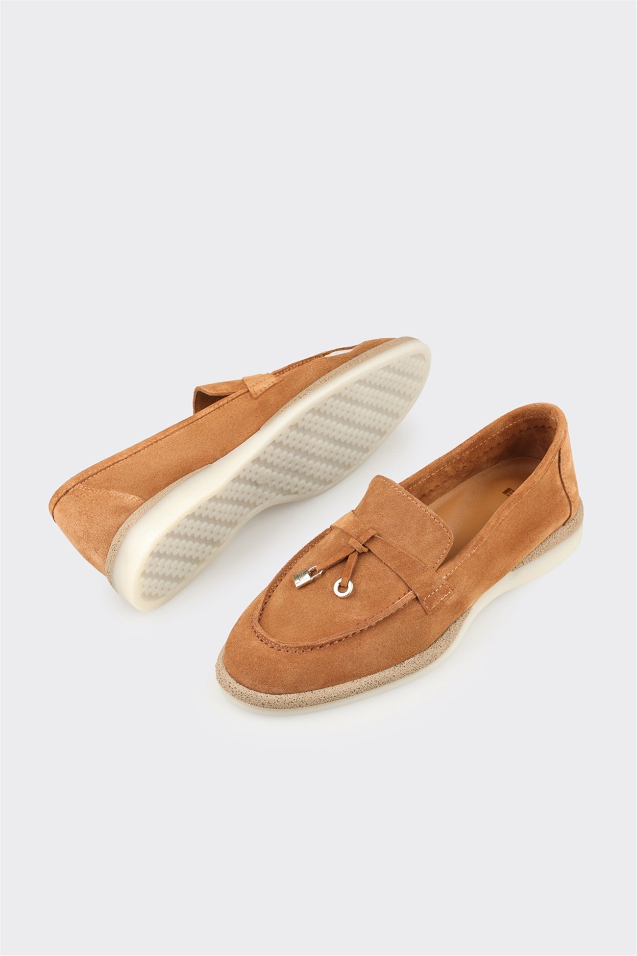 Tan Leather Women's Casual Shoe