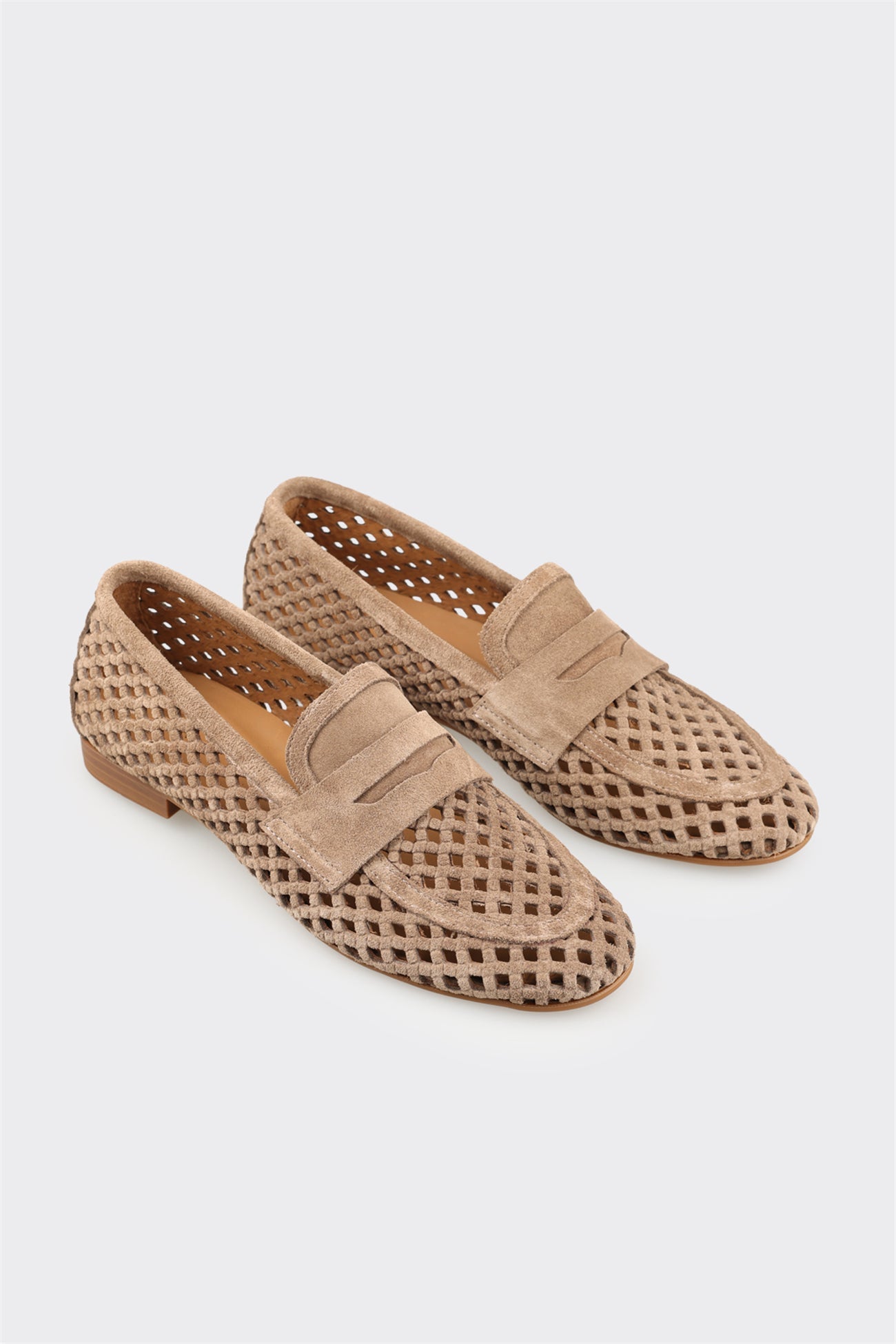 Taupe Leather Women's Casual Shoe